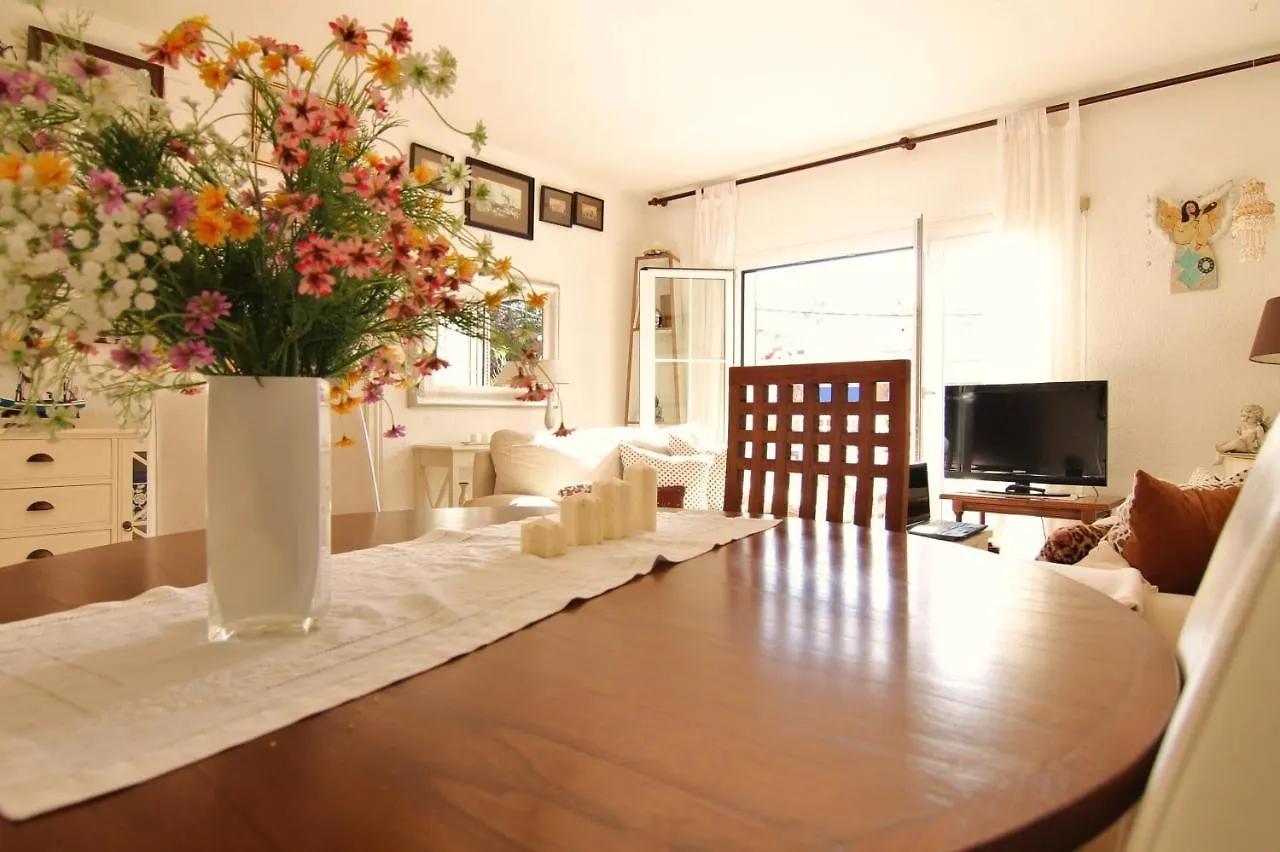 Chocolat: A 1 Minuto De La Playa Apartment Sitges