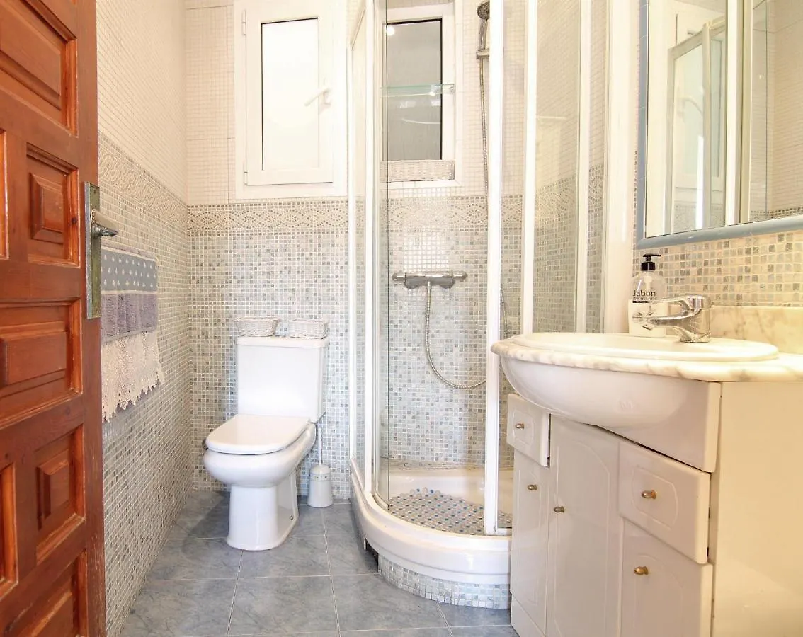 Chocolat: A 1 Minuto De La Playa Apartment Sitges
